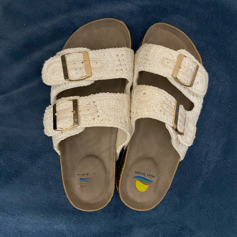 Women’s sandals